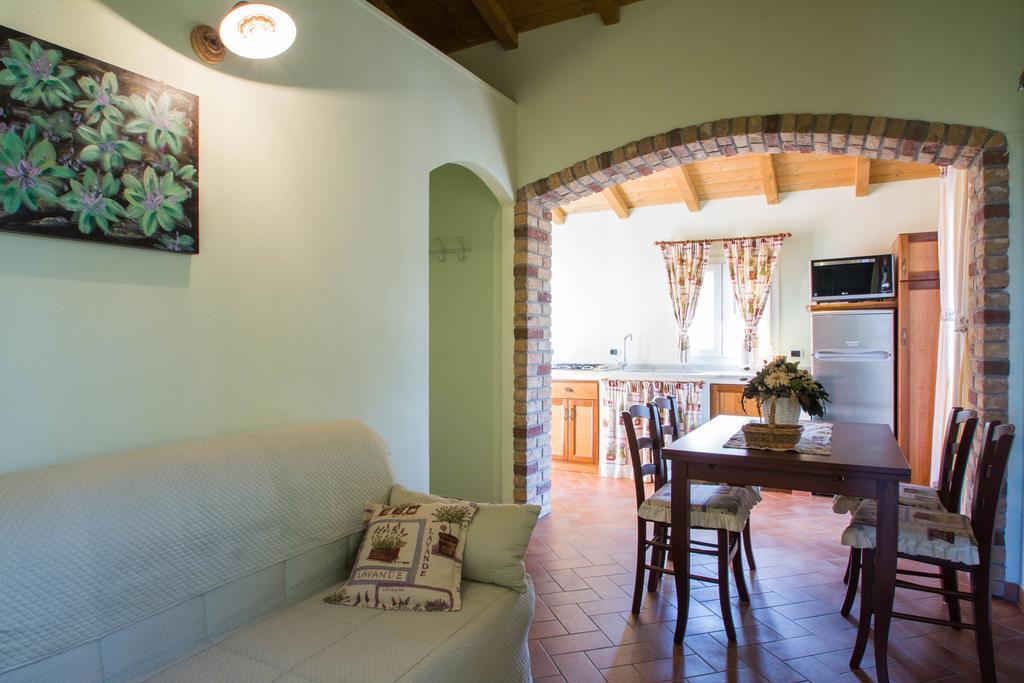 Agriturismo Ada Musso Diano Borello Habitación foto