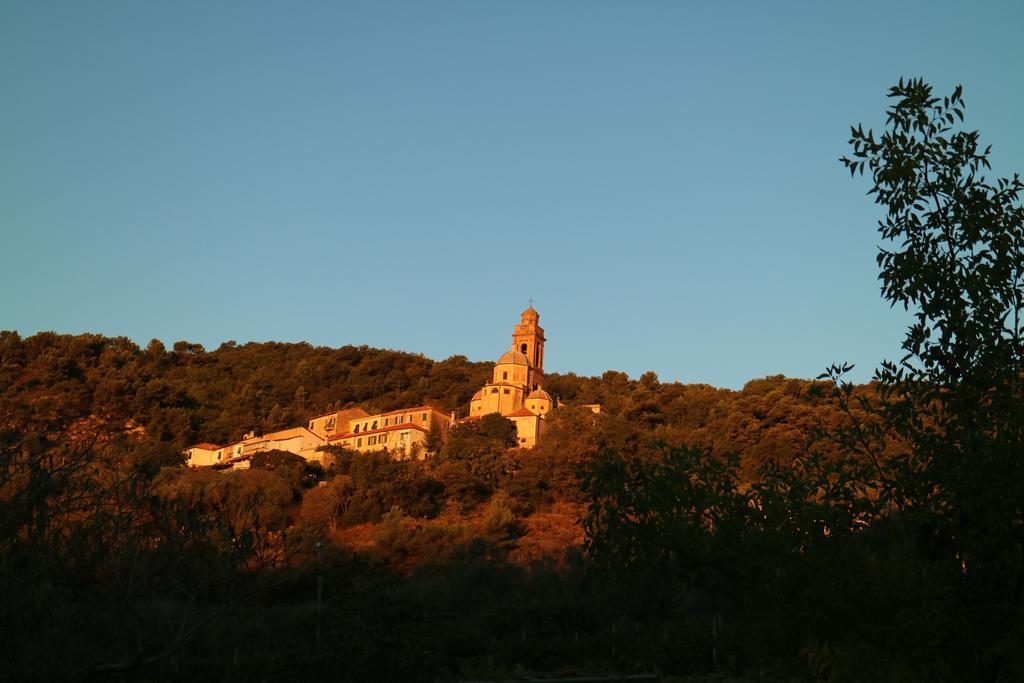 Agriturismo Ada Musso Diano Borello Exterior foto